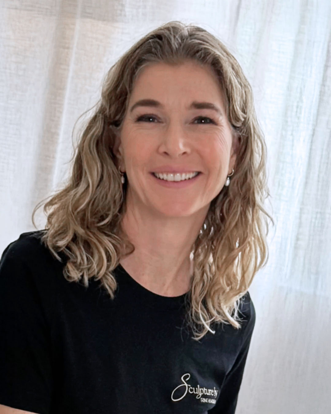 Receptionist, Christina Borgstrøm hos Sculpture by