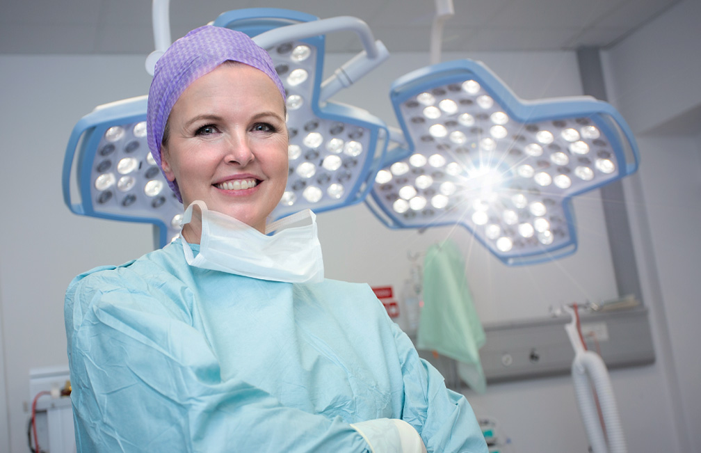 Trine Henriksen, speciallæge i plastikkirurgi, Sculpture by